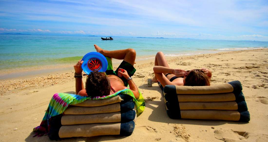 Triangle Pillows Beach