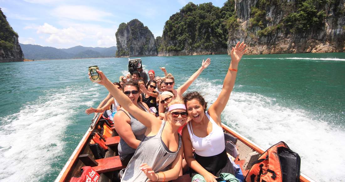 BoatGirlsKhaoSok