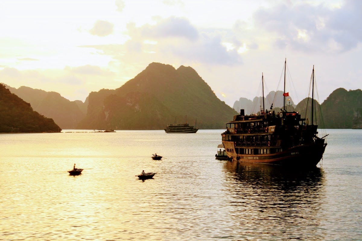 Junk boat on Ha Long Bay at sunset, Vietnam