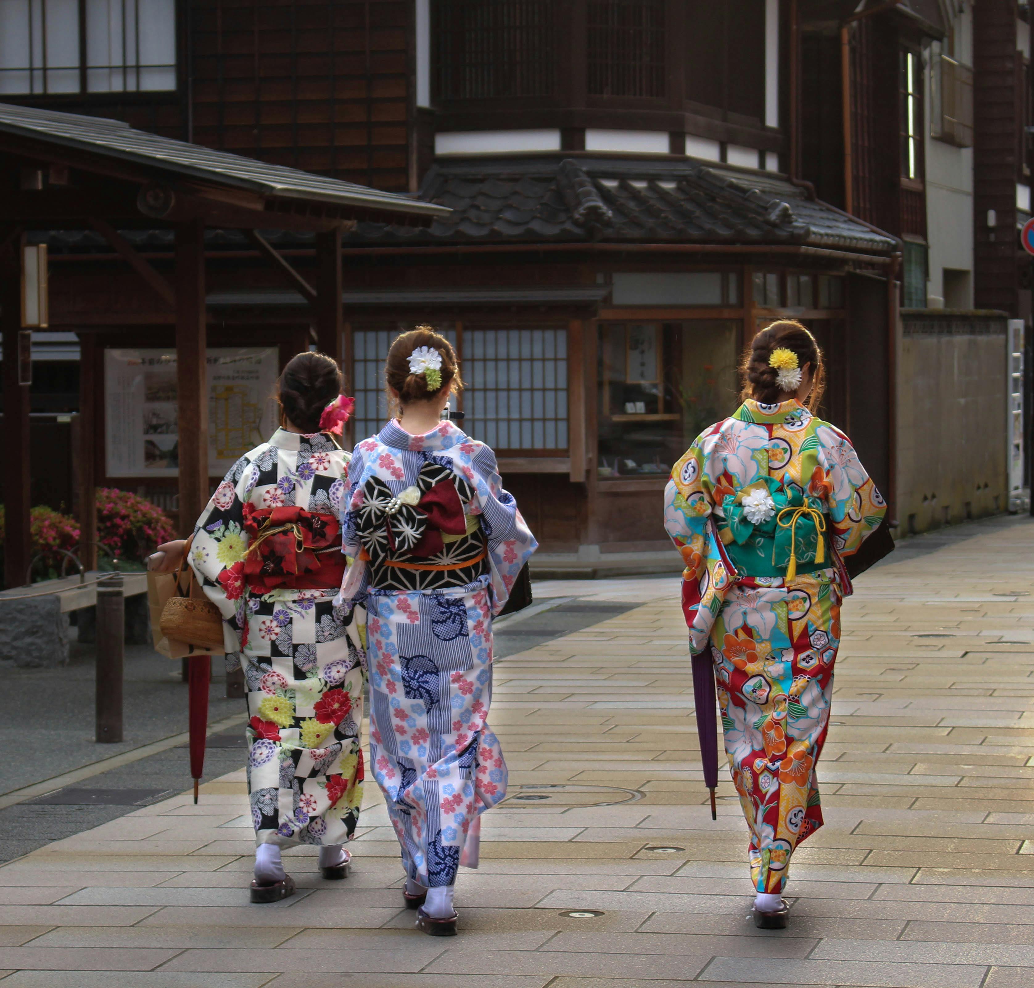 Geishas walking in Kyoto, Japan